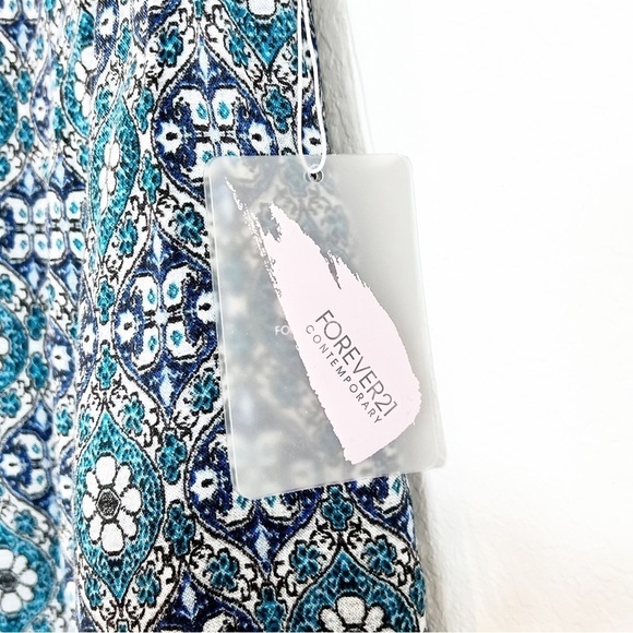 FOREVER 21 CONTEMPORARY BLUE PRINT FLORAL SKIRT-SHORT GREY TEAL BLACK NEW SIZE L - Picture 4 of 7